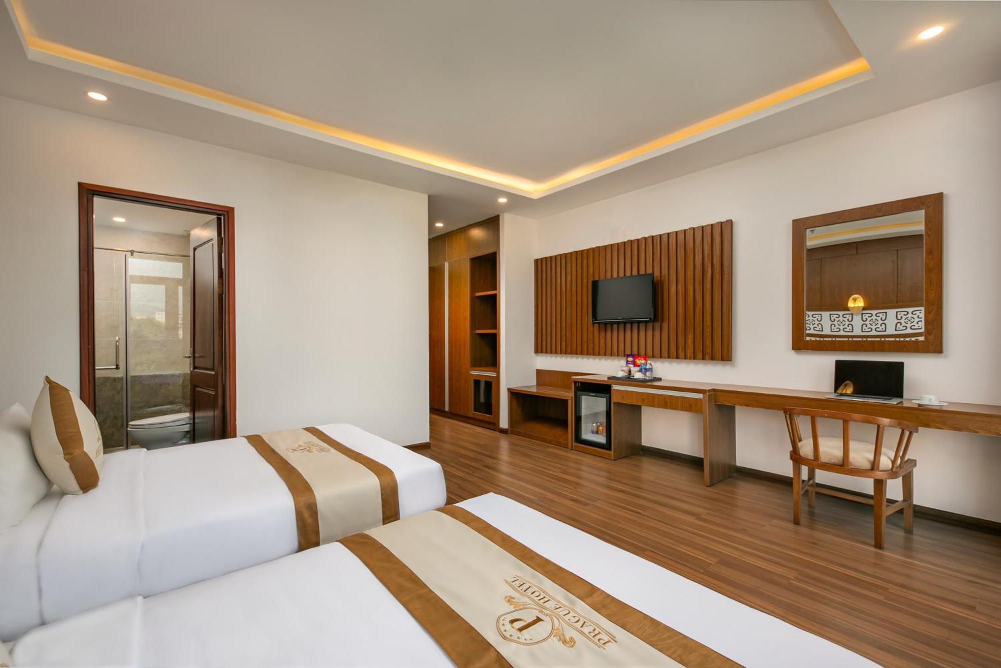 Prague Da Nang Beach Hotel Luaran gambar